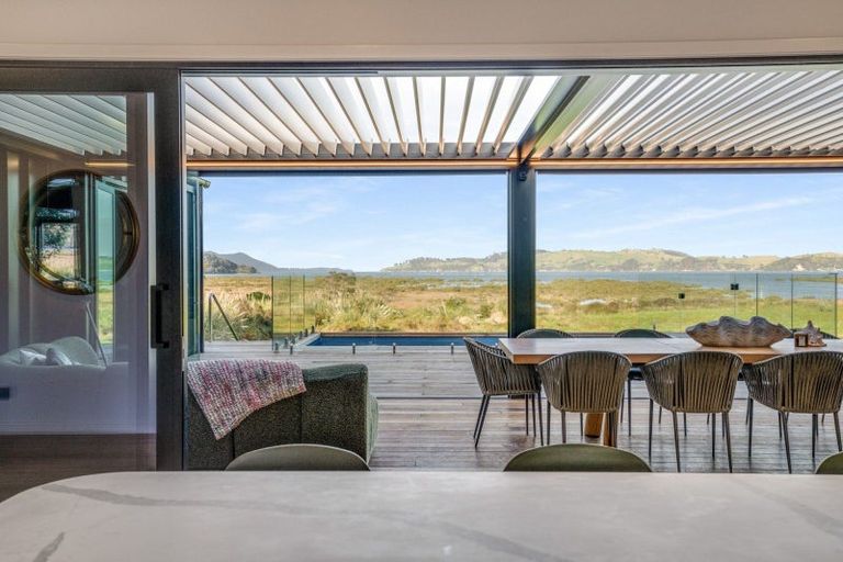 Photo of property in 18 Koromiko Drive, Coromandel, 3506