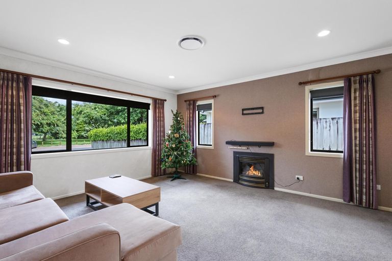 Photo of property in 14 Mirbeck Avenue, Cambridge, 3434