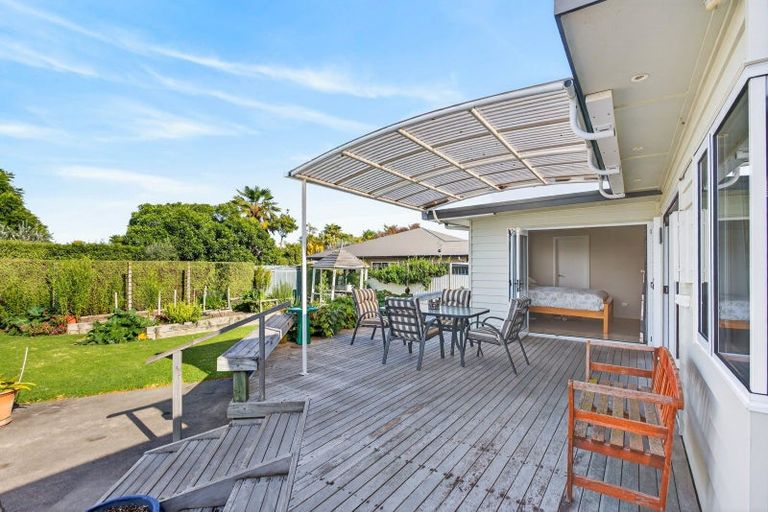 Photo of property in 1111 Haig Street, Parkvale, Hastings, 4122