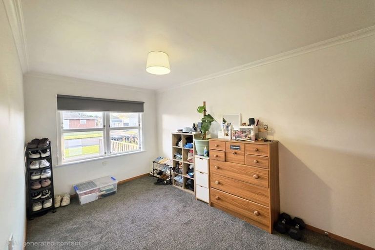 Photo of property in 37 Graham Street, Levin, 5510