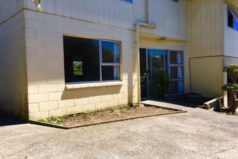 Photo of property in 1/115 Great South Road, Manurewa, Auckland, 2102