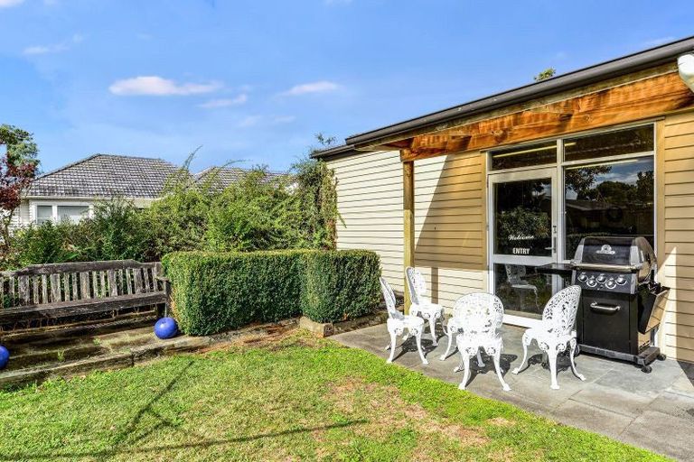 Photo of property in 7 Armitage Place, Fairfield, Hamilton, 3214