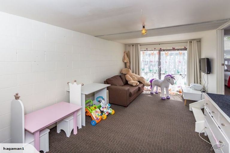 Photo of property in 651 Main North Road, Belfast, Christchurch, 8051