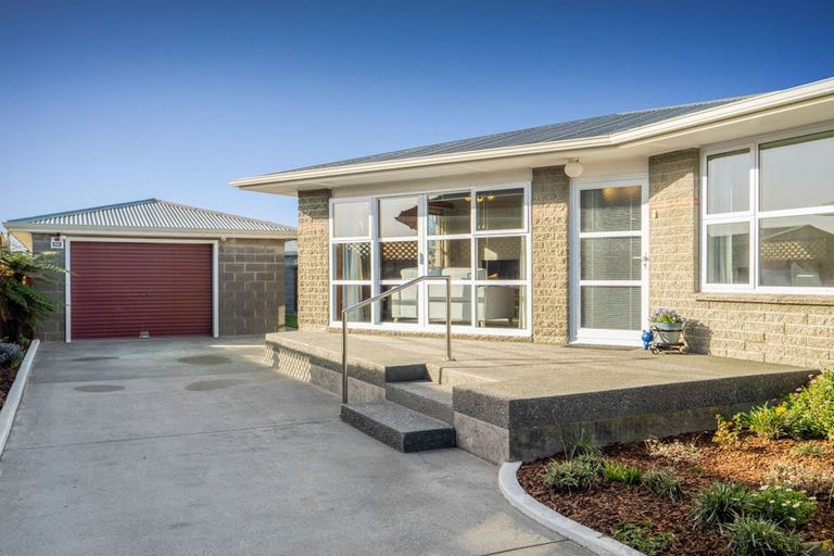 Photo of property in 80 Blankney Street, Hornby, Christchurch, 8042