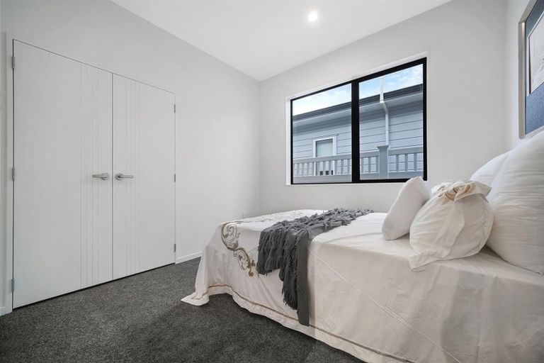 Photo of property in 42 Holcroft Street, Papakura, 2110