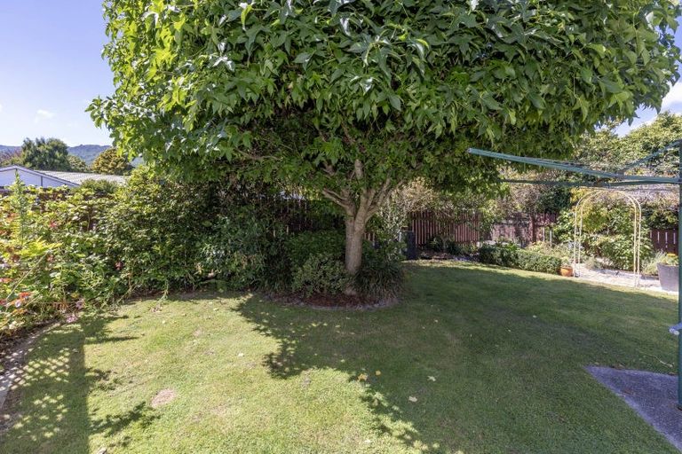 Photo of property in 30 Rata Street, Waikanae, 5036