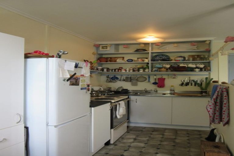 Photo of property in 5e Harrold Street, Highbury, Wellington, 6012