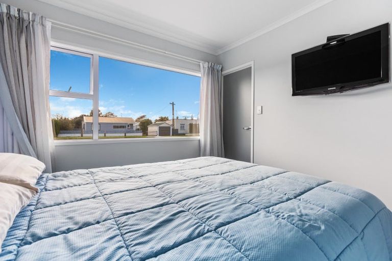 Photo of property in 5a High Street West, 4320