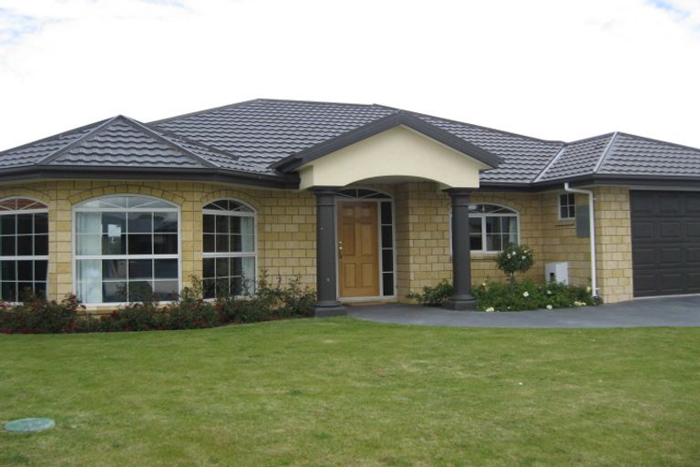 Photo of property in 5 Fantasia Gardens, Northwood, Christchurch, 8051