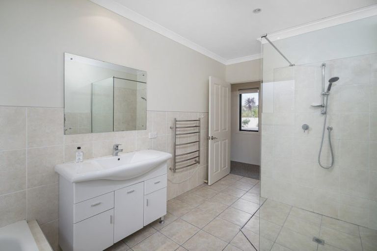 Photo of property in 10a Heritage Close, Whitianga, 3510