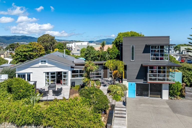 Photo of property in 3 Seaview Road, Paraparaumu Beach, Paraparaumu, 5032