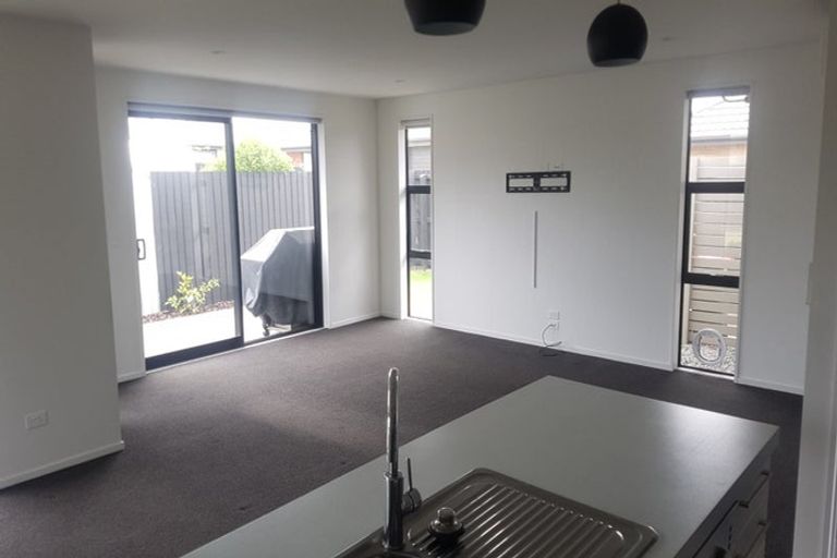 Photo of property in 22 Flint Road, Rolleston, 7614