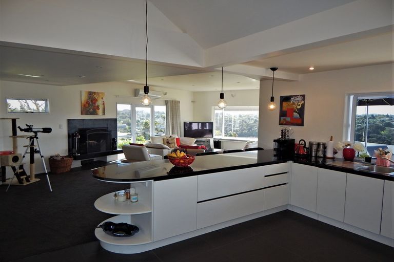 Photo of property in 36 Rarere Terrace, Kerikeri, 0230
