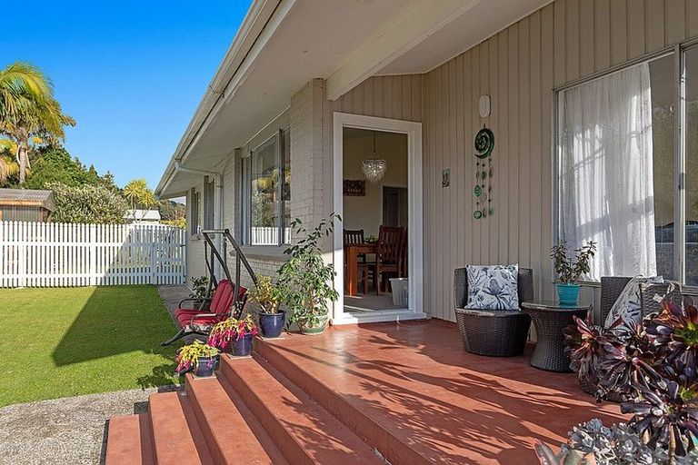 Photo of property in 15 Mokorua Grove, Whakatane, 3120