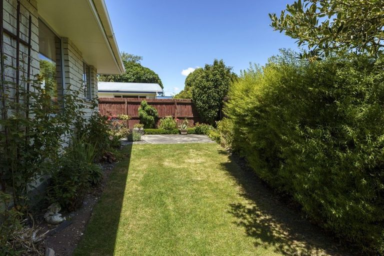 Photo of property in 1/5a Purakanui Place, Northwood, Christchurch, 8051