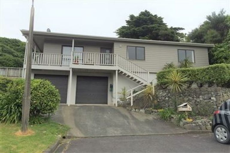 Photo of property in 29 Seagull Place, Whitby, Porirua, 5024