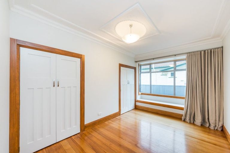 Photo of property in 31 Manapouri Crescent, Hokowhitu, Palmerston North, 4410