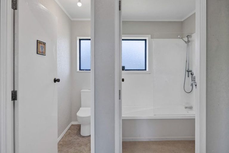 Photo of property in 18 Lantana Avenue, Bell Block, New Plymouth, 4312