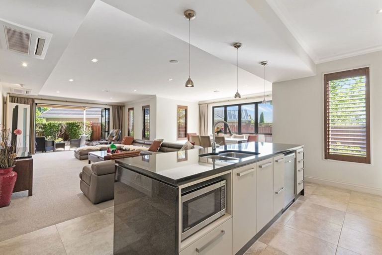 Photo of property in 2 Royal Court, Northwood, Christchurch, 8051