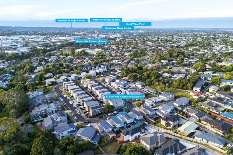 Photo of property in 41 Sunshine Boulevard, Sunnyvale, Auckland, 0612