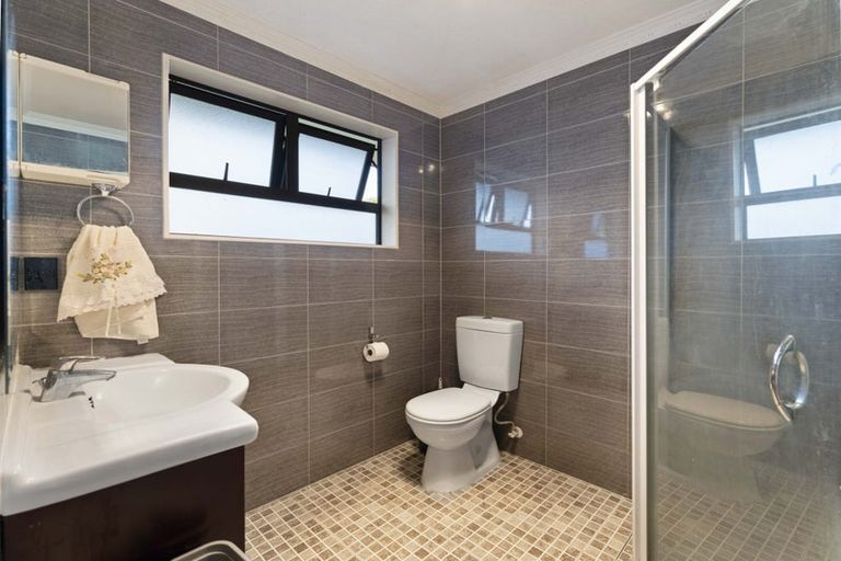 Photo of property in 80 Rosella Road, Mangere East, Auckland, 2024