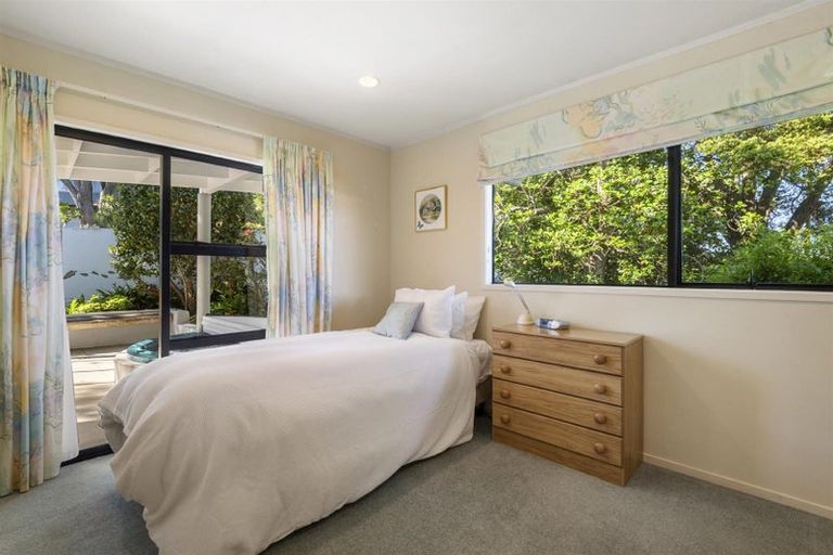Photo of property in 19 Sylvan Park Avenue, Milford, Auckland, 0620