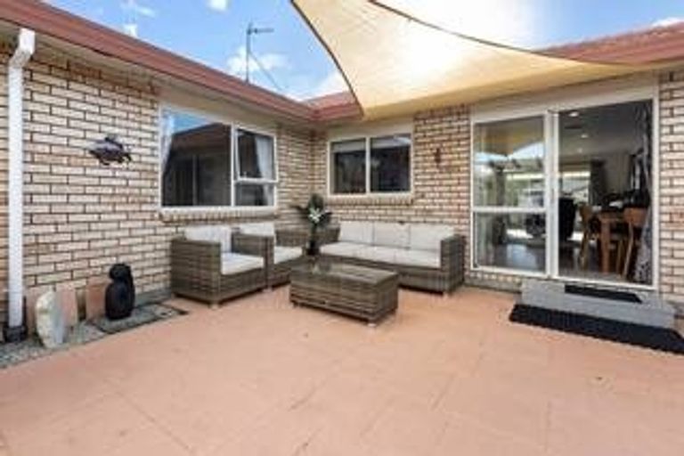 Photo of property in 70 Campbell Avenue, Paraparaumu, 5032