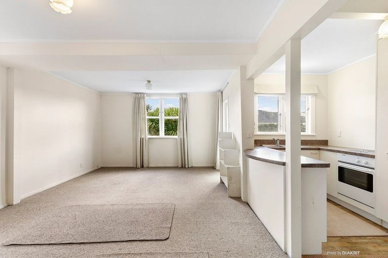 Photo of property in 12 Fernhill Terrace, Wadestown, Wellington, 6012