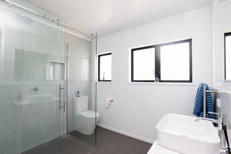 Photo of property in 230 Central Road, Waitakaruru, Thames, 3576