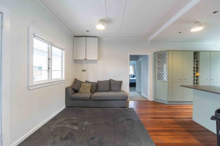 Photo of property in 48 Braid Road, St Andrews, Hamilton, 3200