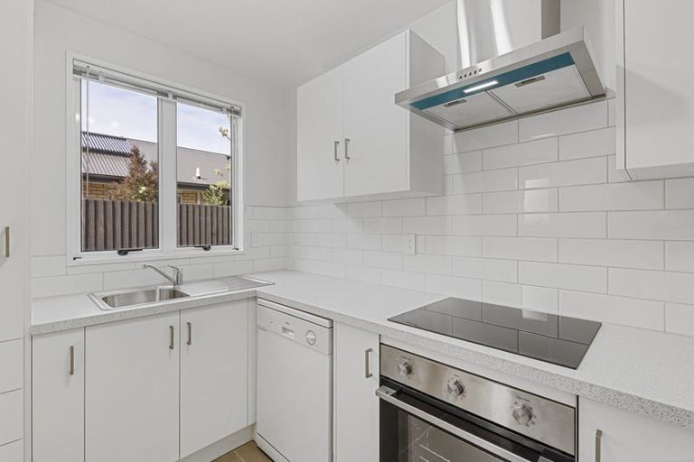 Photo of property in 2/23 Canon Street, St Albans, Christchurch, 8014