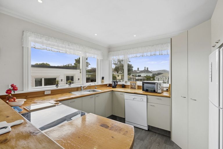Photo of property in 27 Harrington Street, Port Chalmers, 9023