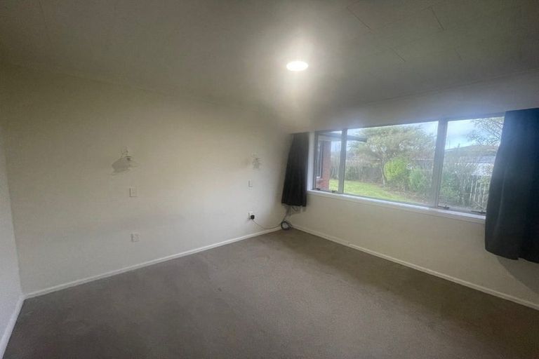 Photo of property in 6 Tybalt Street, Stratford, 4332