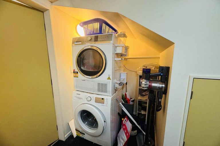 Photo of property in Pirie Street Townhouses, 36/35 Pirie Street, Mount Victoria, Wellington, 6011