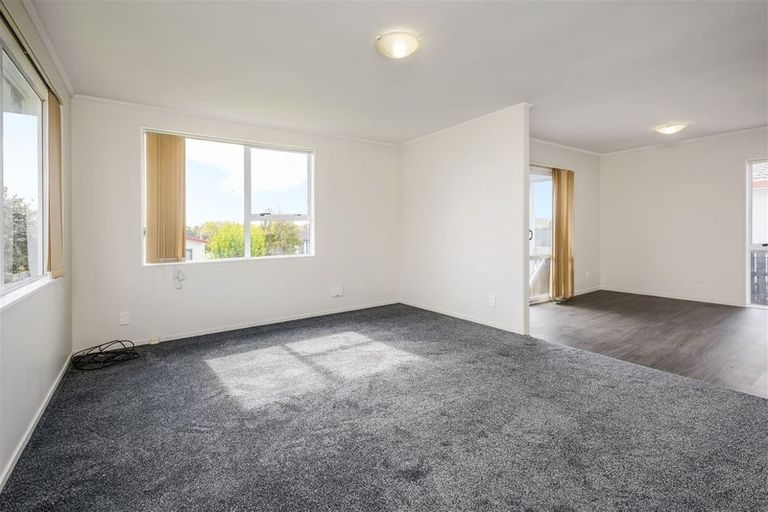 Photo of property in 1/82 Palmers Road, Clendon Park, Auckland, 2103