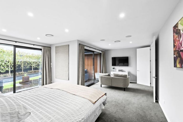 Photo of property in 46 Holiday Drive, Mairehau, Christchurch, 8052