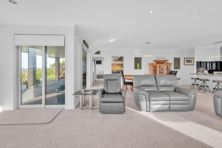 Photo of property in 35 Seascape Crescent, Waipu, 0582