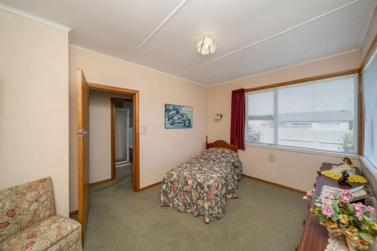 Photo of property in 187 Waihi Road, Hawera, 4610