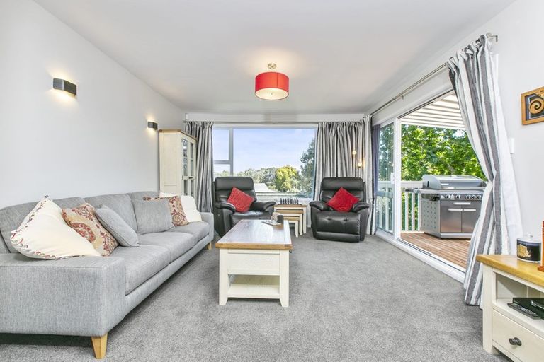 Photo of property in 80 Muir Avenue, Mangere Bridge, Auckland, 2022