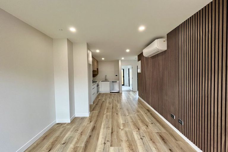 Photo of property in 98c Royal Road, Massey, Auckland, 0614