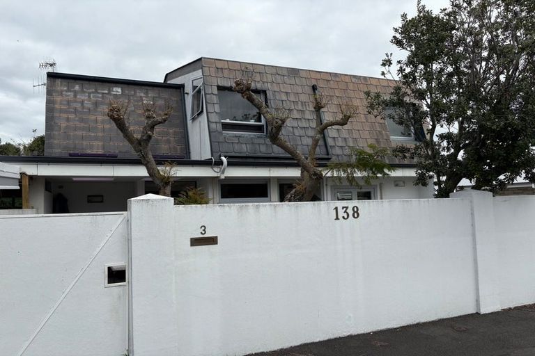 Photo of property in 5 Mataiwhetu Street, Takapuwahia, Porirua, 5022