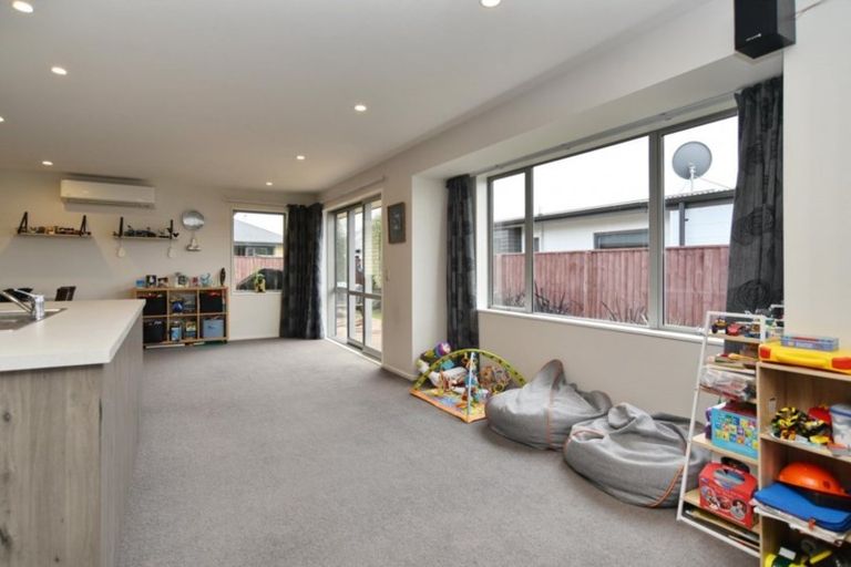 Photo of property in 14 Cleland Crescent, Kaiapoi, 7630