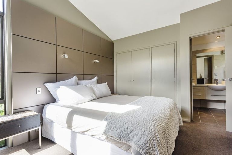 Photo of property in 13b Mataraki Place, Wanaka, 9305