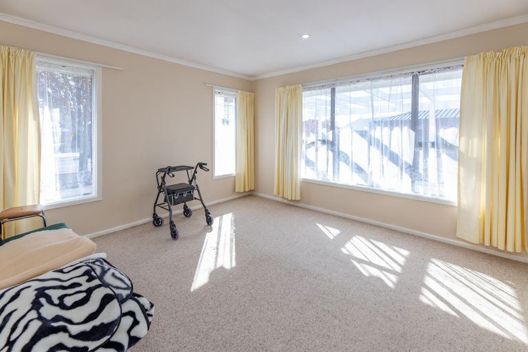 Photo of property in 24 Midhurst Street, Bishopdale, Christchurch, 8053