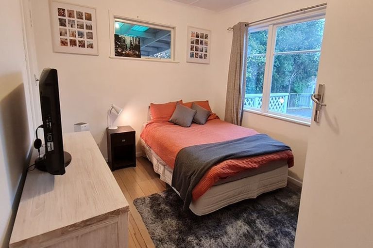 Photo of property in 37 Brandon Street, Featherston, 5710