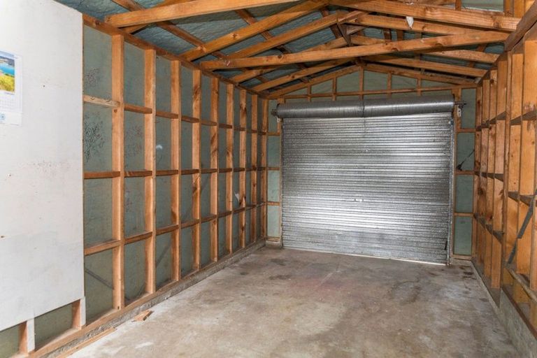 Photo of property in 13 Allan Street, Dannevirke, 4930