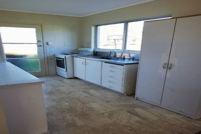 Photo of property in 277 Massey Road, Mangere East, Auckland, 2024