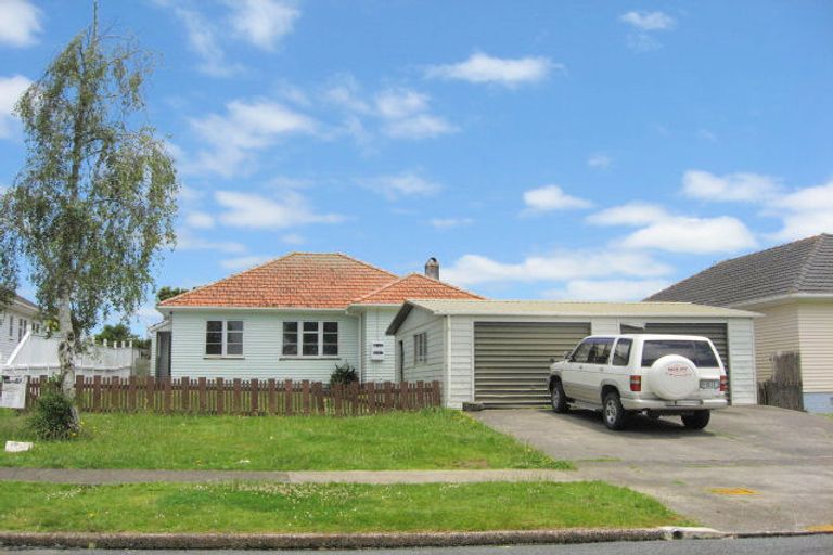 Photo of property in 14 Mason Avenue, Pukekohe, 2120