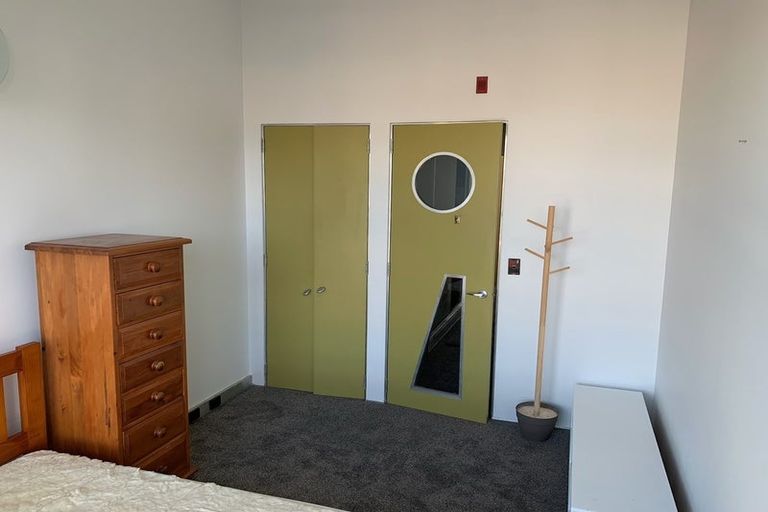 Photo of property in Qba Apartments, 4n/51 Webb Street, Mount Cook, Wellington, 6011