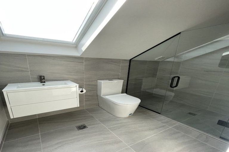 Photo of property in 7u1 Wha Street, Lyall Bay, Wellington, 6022